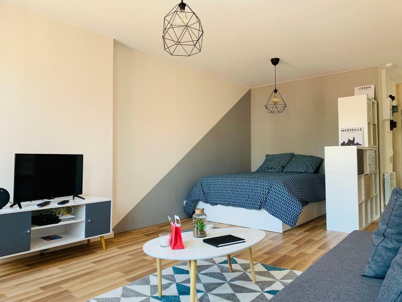 Esprit Studio Sur Plateau Central Clermont-Ferrand Kültér fotó